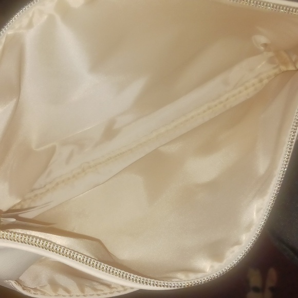 Disney Lion King Cosmetic Bags - Picture 11 of 16